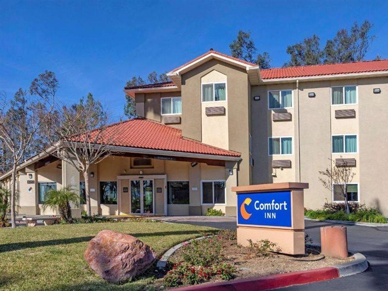 Comfort Inn Fontana Exterior foto