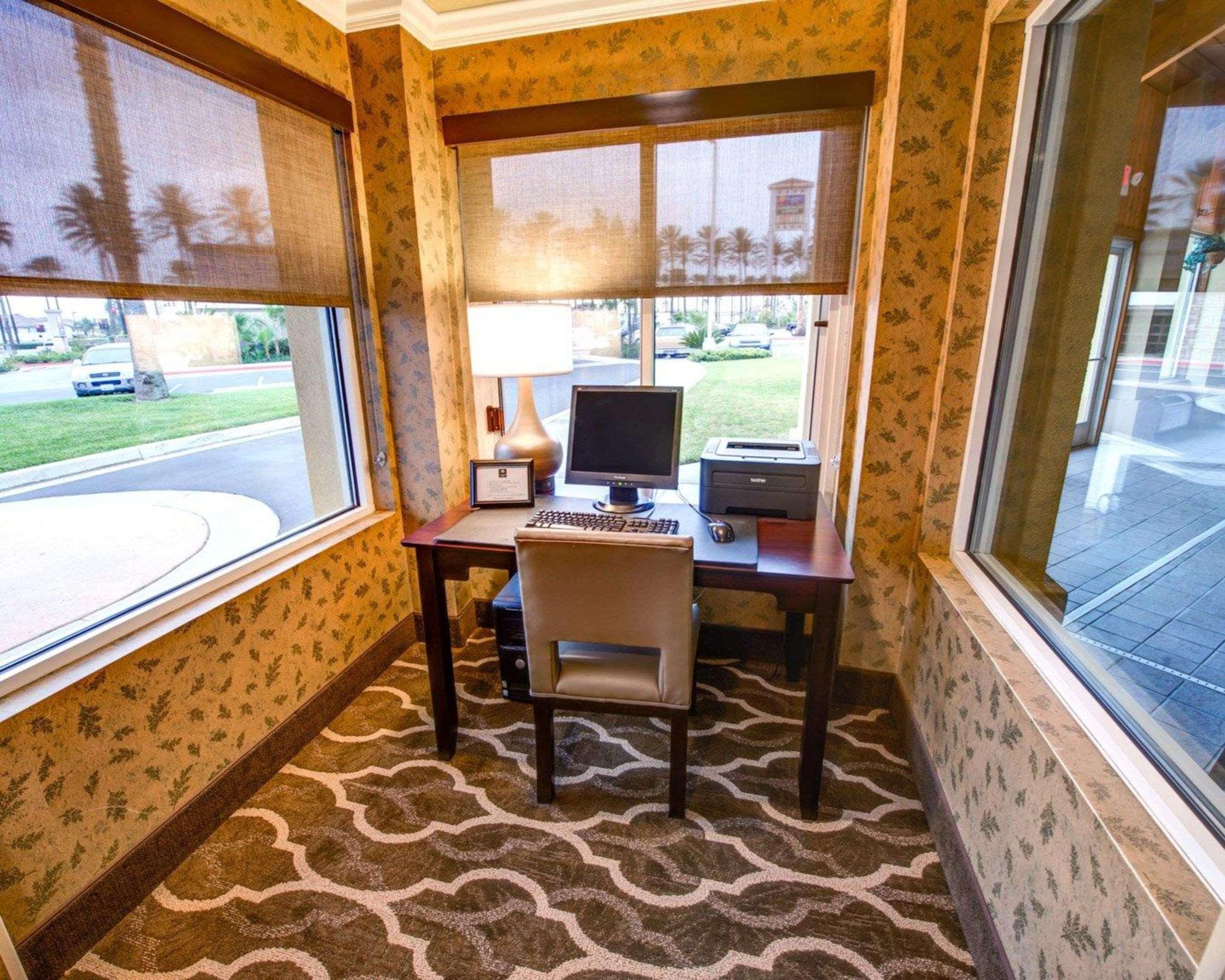 Comfort Inn Fontana Exterior foto