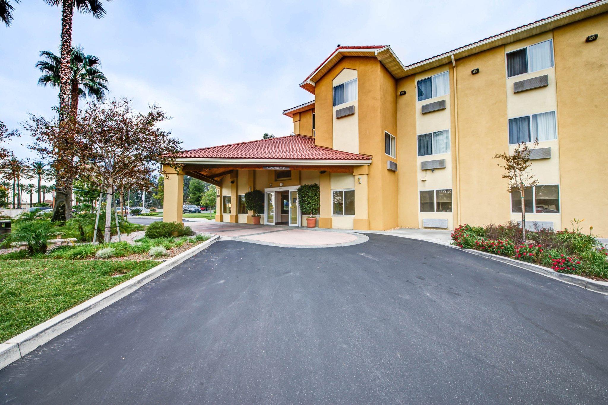 Comfort Inn Fontana Exterior foto