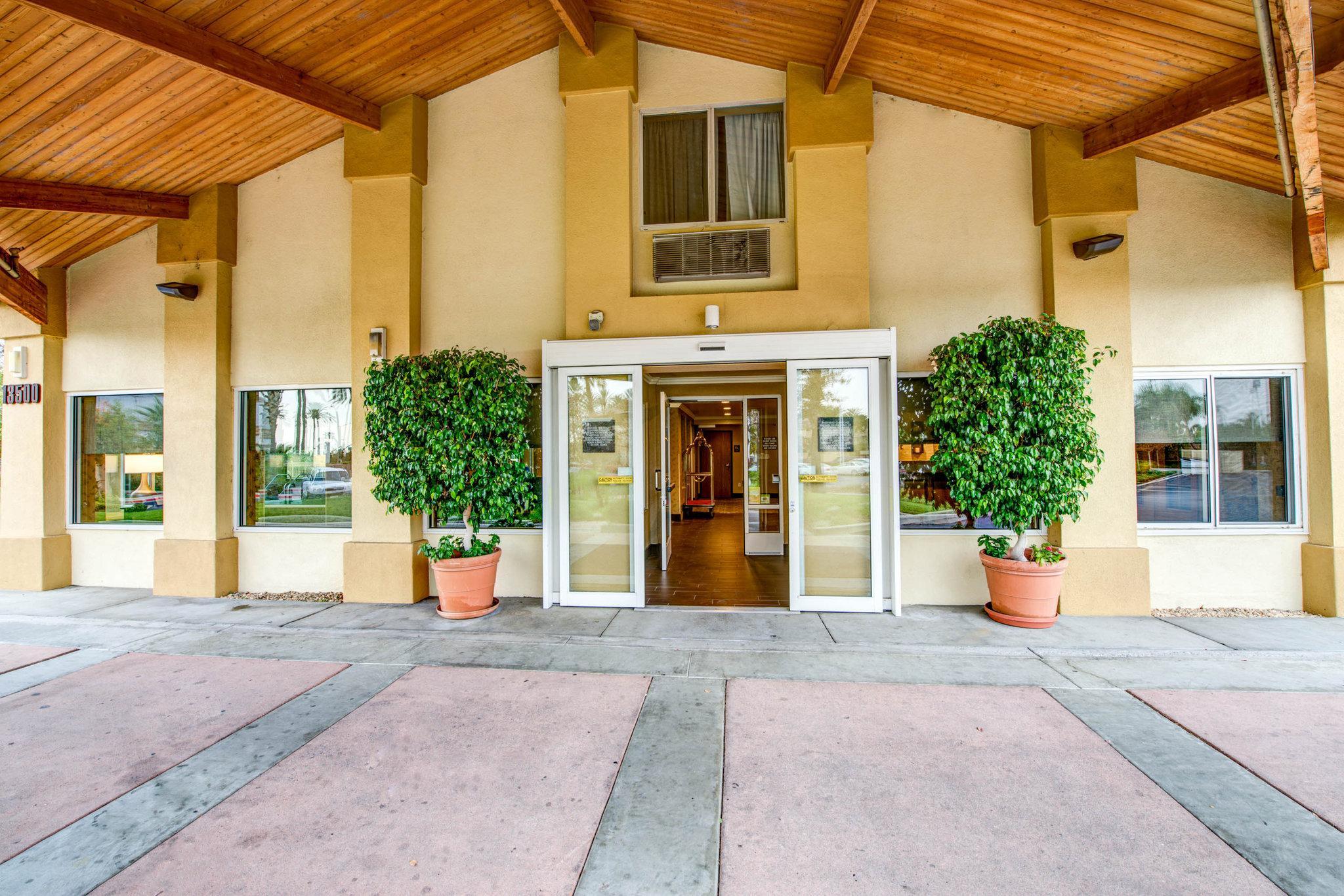 Comfort Inn Fontana Exterior foto